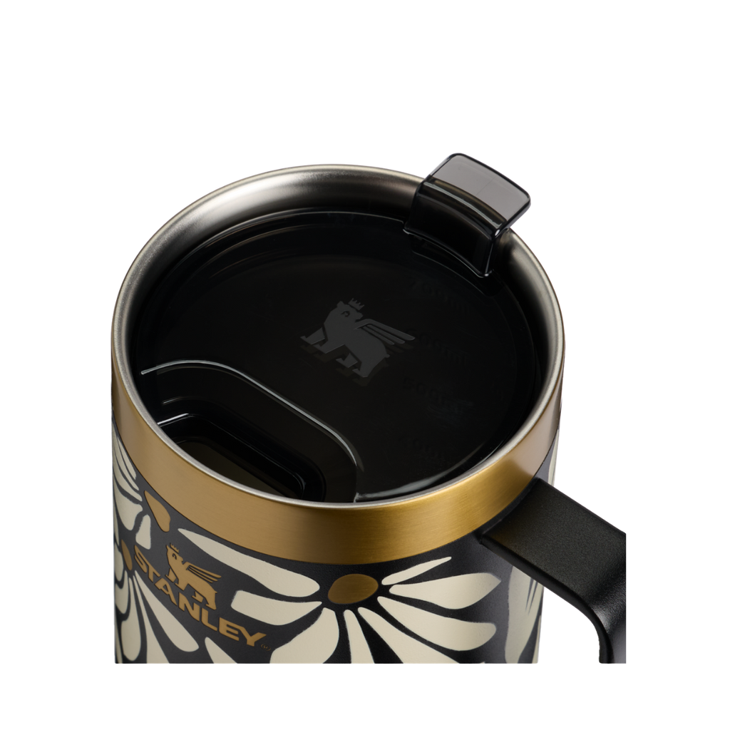 THE EVERYDAY SUBURBAN MUG