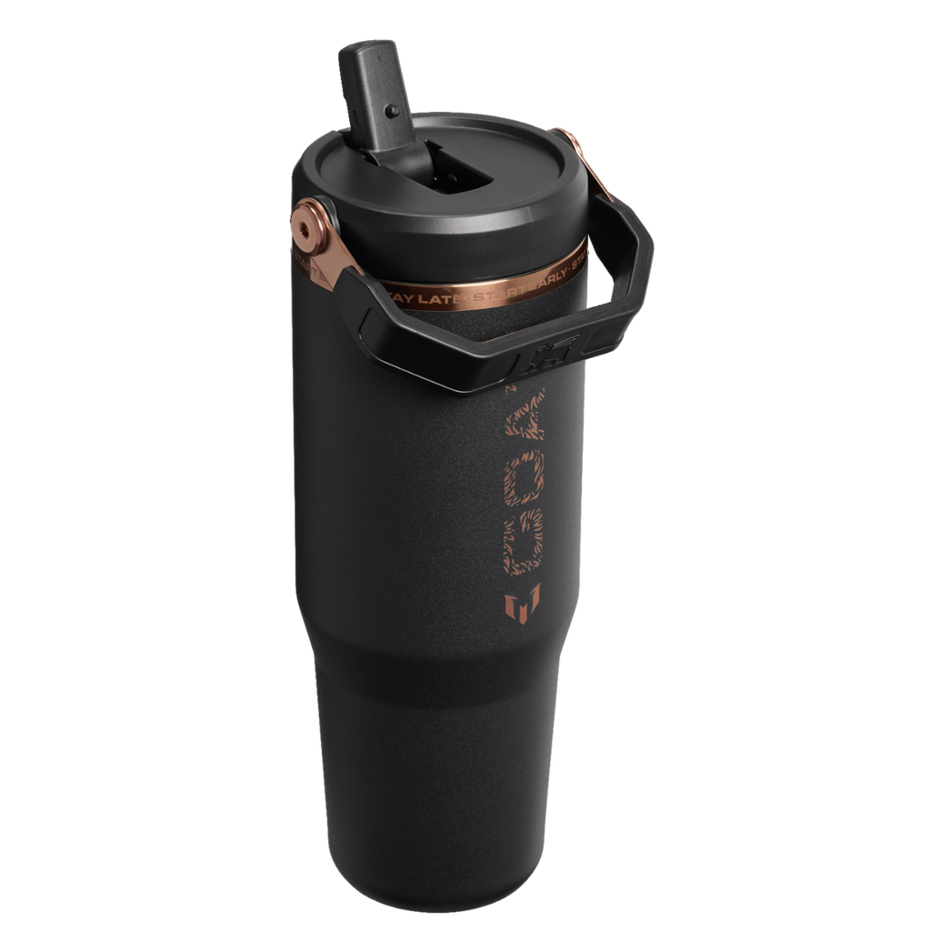 The Messi x Stanley 1913  IceFlow™ Flip Straw 2.0 Bottle