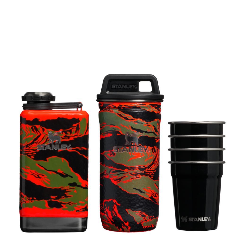 Stanley 1913 x Devin Booker  The Pre-Party Flask and Shot Glass Set